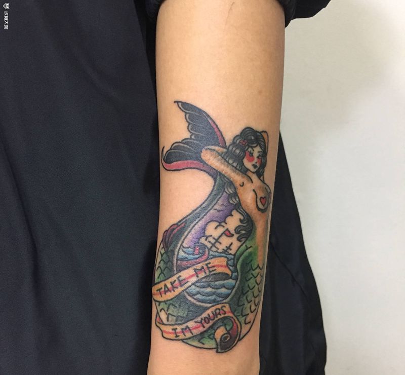 人鱼纹身图片_手臂纹身图案