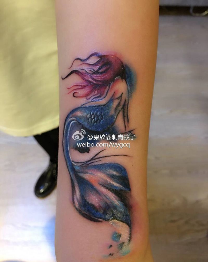 修改美人鱼纹身图片_成品手臂清新动物纹身图案