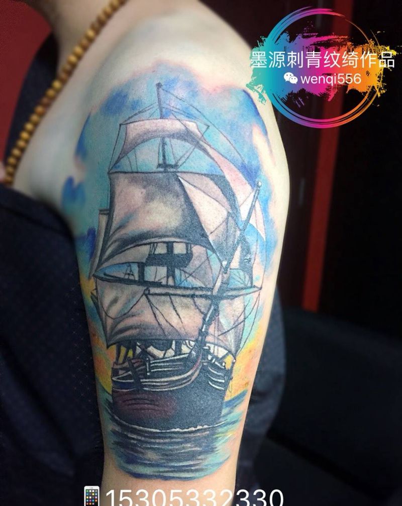 彩色帆船纹身图片
