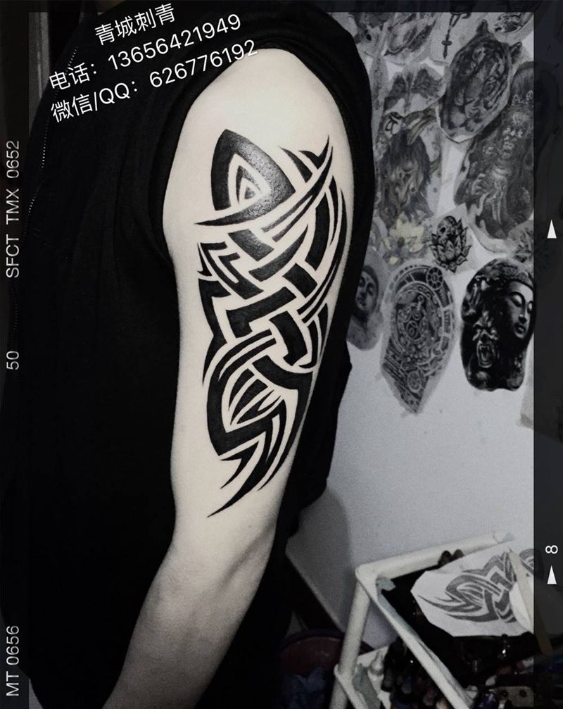 经典大臂图腾纹身纹身图片_成品手臂传统清新图腾原创纹身图案