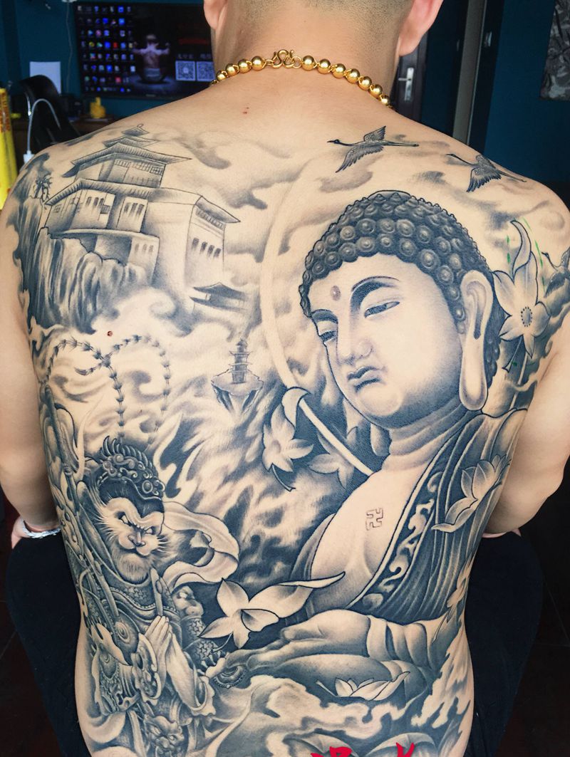 满背作品纹身图片_背部新传统纹身图案