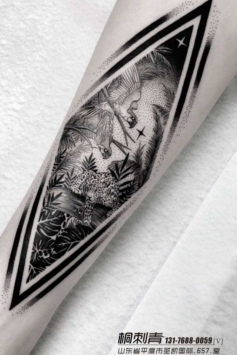 点刺风景类纹身图片_手臂点刺纹身图案