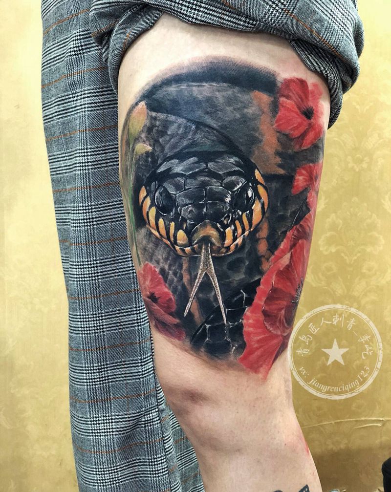 罂粟 蛇纹身图片_腿部欧美写实新传统罂粟蛇纹身图案