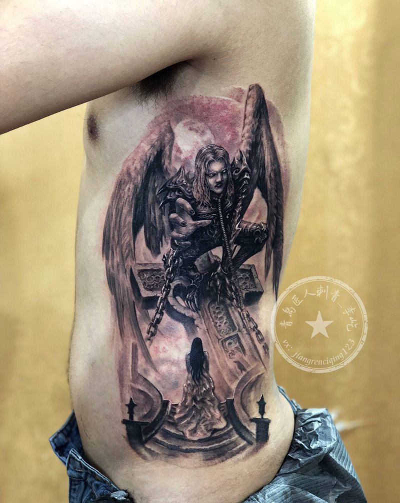欧美侧腰纹身图片_腰部欧美写实新传统欧美恶魔纹身图案