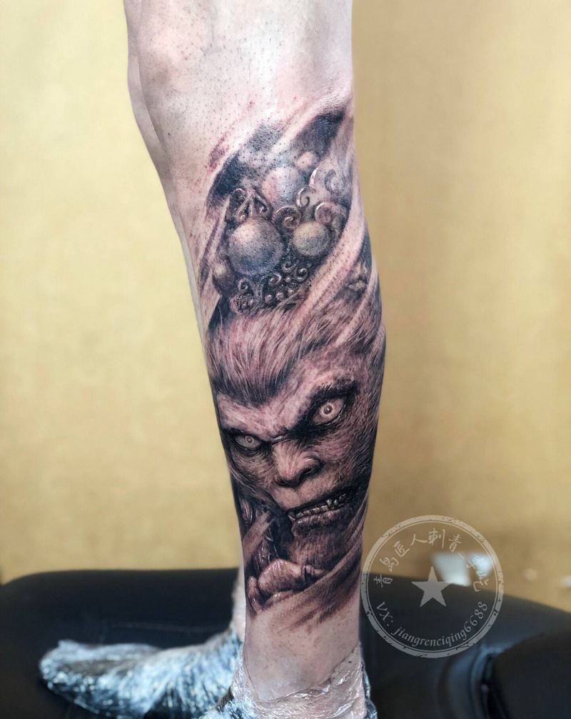 齐天大圣  孙悟空纹身图片_腿部欧美写实孙悟空齐天大圣小腿纹身图案