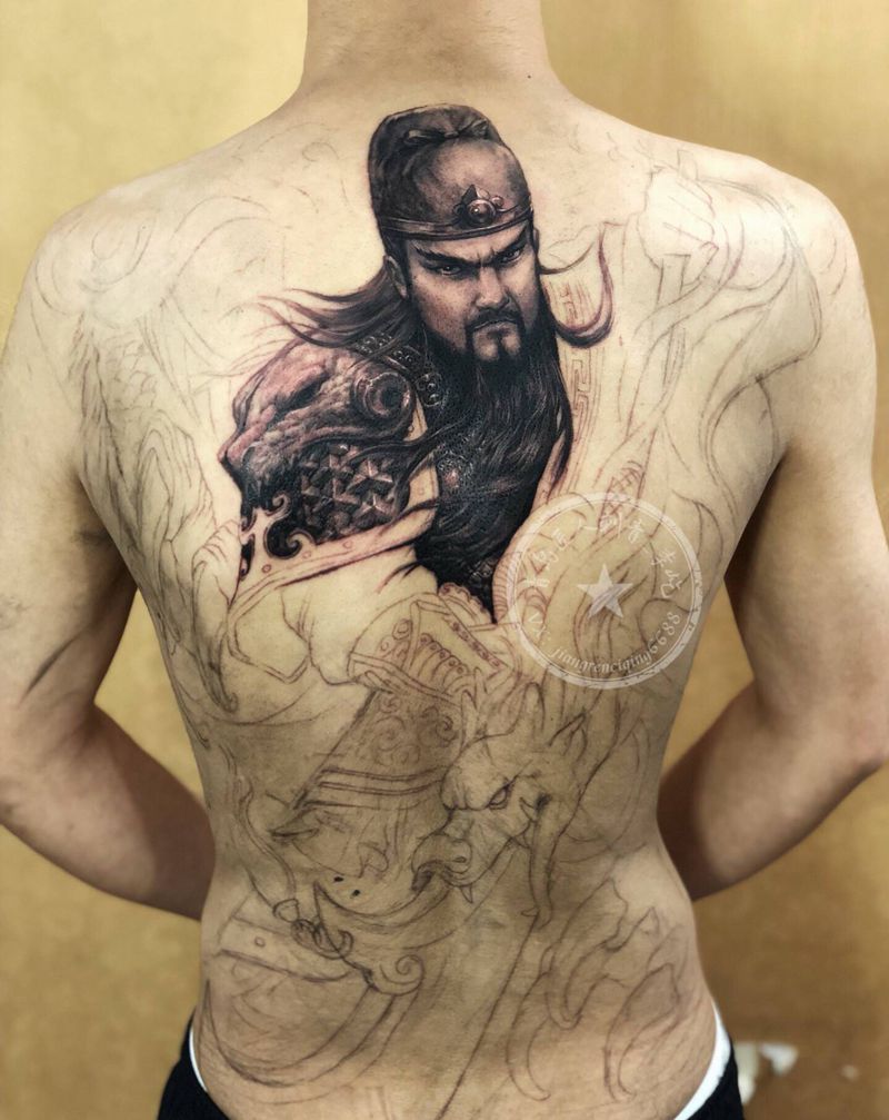 武圣 关公纹身图片_背部欧美写实关公纹身图案