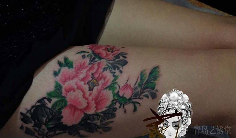 花纹身图片_成品腿部写实植物纹身图案