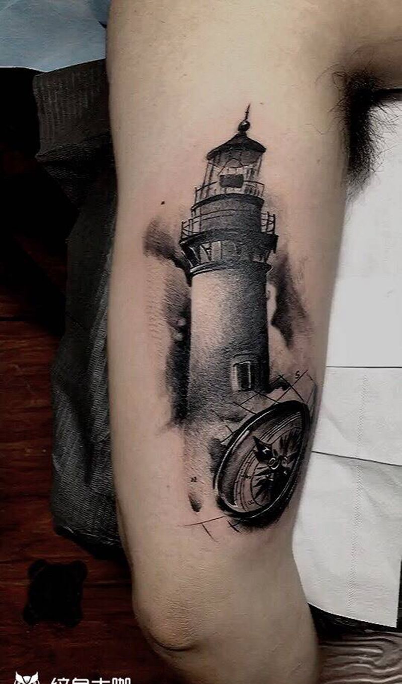 灯塔指南针纹身图片