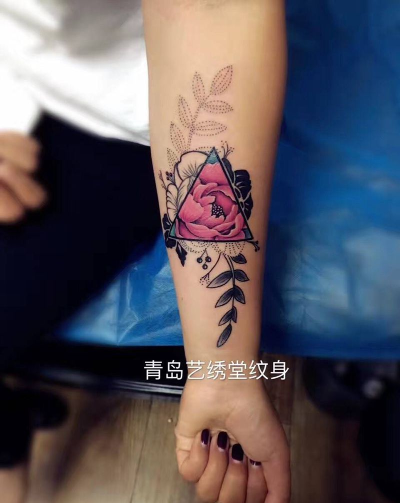 印纹身图片_成品手稿手臂清新植物纹身图案