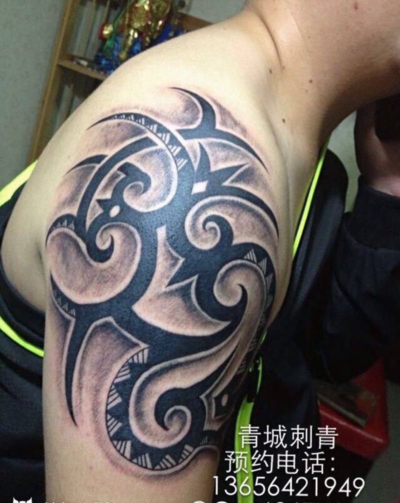 大臂图腾纹身图片_成品手臂传统图腾纹身图案