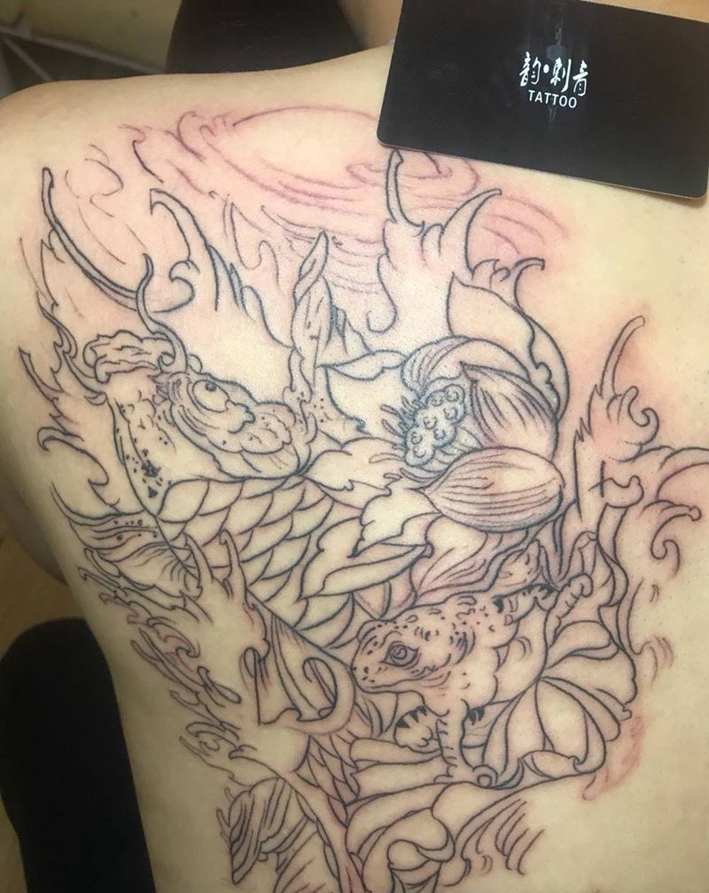 大鱼线条完成纹身图片