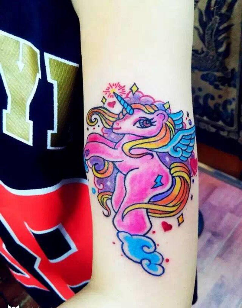 彩色独角兽小图纹身图片