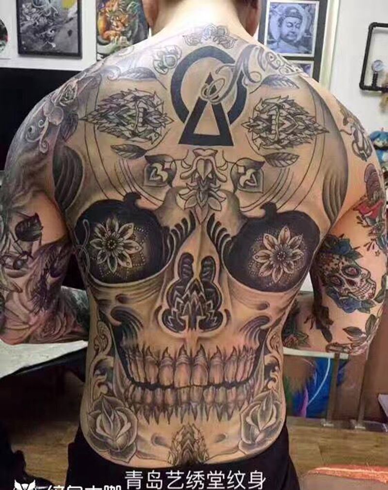 嘎巴拉纹身图片_成品手稿插画背部欧美写实人物原创纹身图案