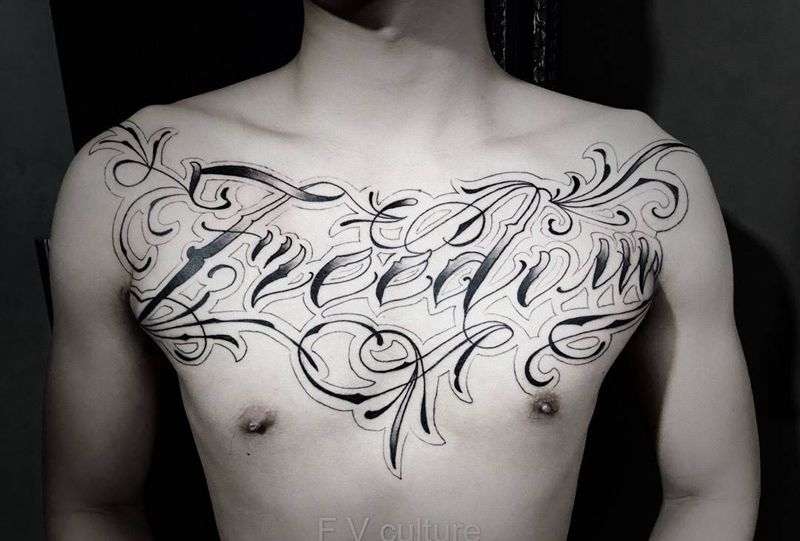奇卡诺 花体字 花胸纹身图片