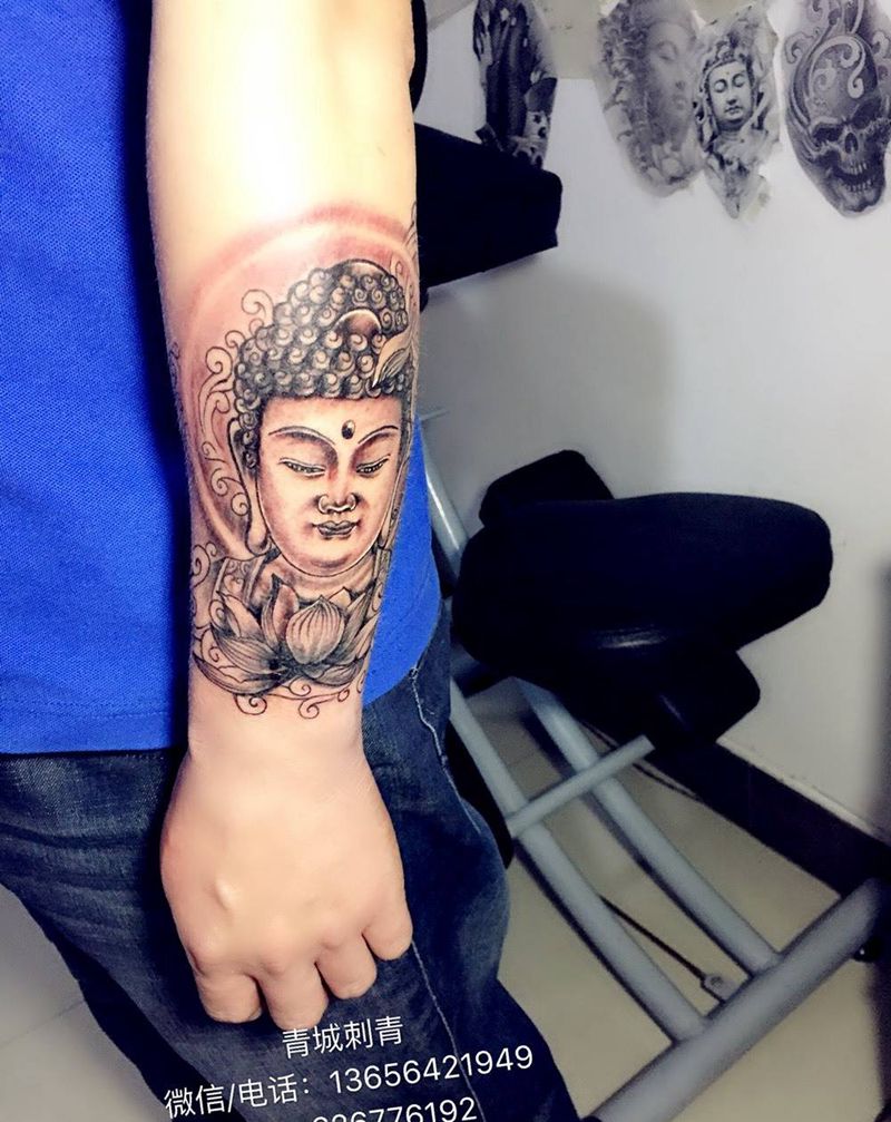 佛纹身图片_成品手臂传统鬼神宗教纹身图案
