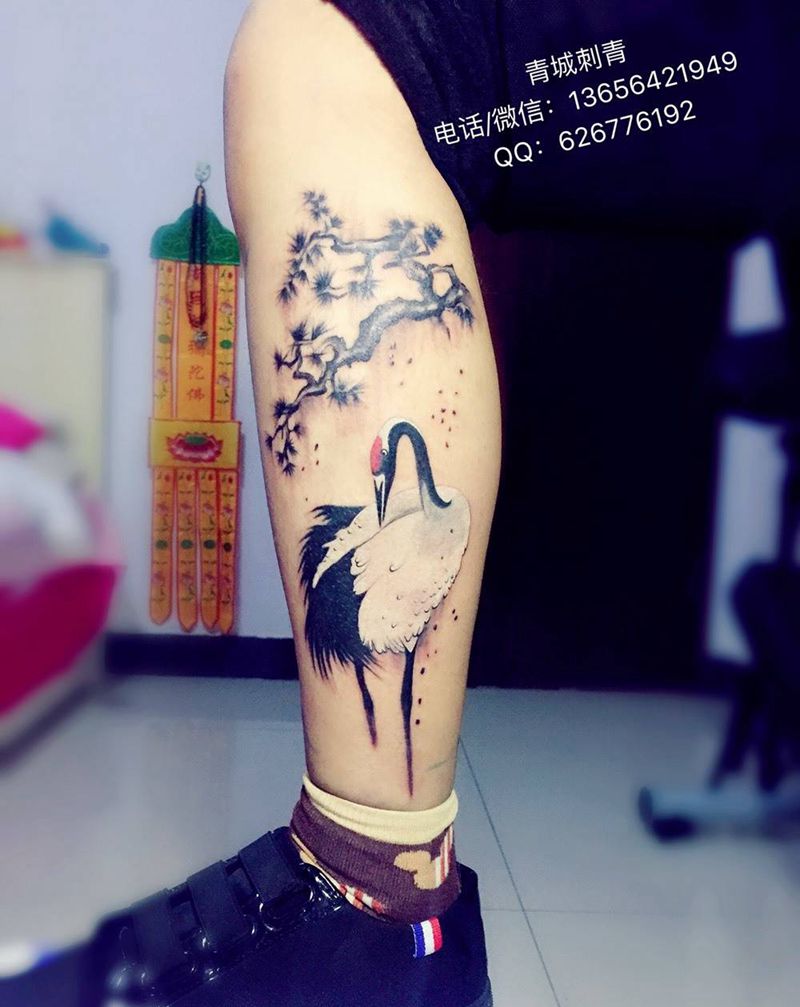仙鹤纹身纹身图片_成品腿部传统动物纹身图案