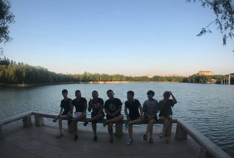 都放假了 带没回家的转纹身图片