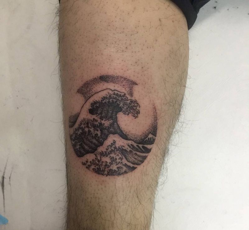 点刺浪纹身图片