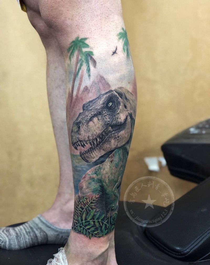 暴龙小腿 恢复后纹身图片_腿部新传统欧美写实暴龙恐龙霸王龙纹身图案