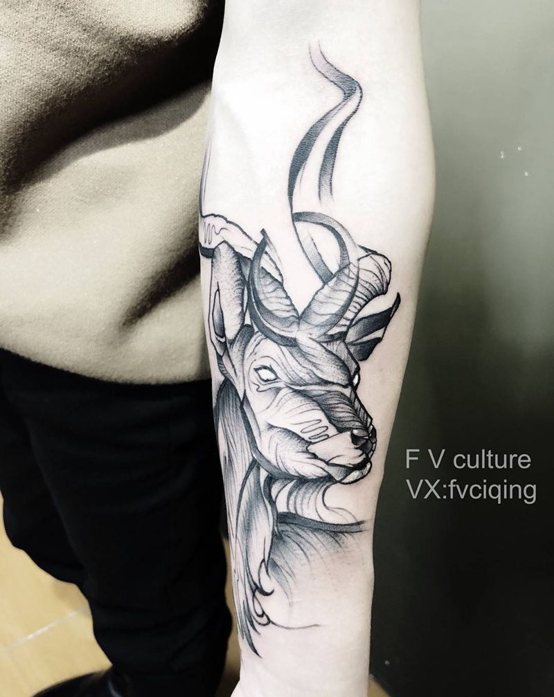 欧美高级黑，这鹿很帅纹身图片_欧美成品手臂动物青岛情侣纹身图案