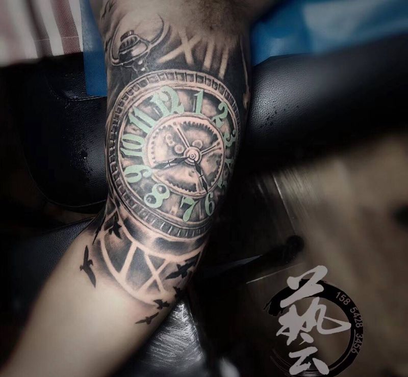 时纹身图片_成品手稿插画原创国画腿部脚部肩部颈部纹身图案