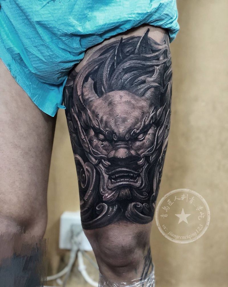 石雕龙 半腿纹身图片_腿部欧美写实新传统石雕龙纹身图案