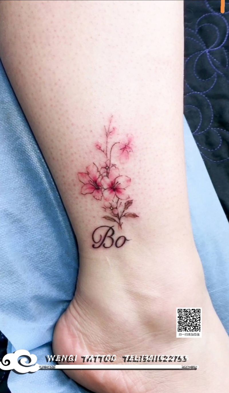 小清新纹身图片_脚部水彩小清新纹身图案