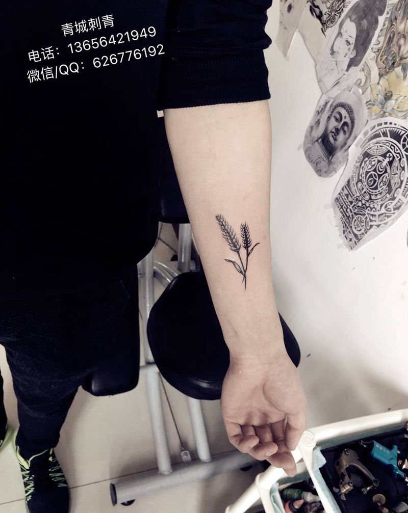 小图纹身纹身图片_成品手臂腿部胸部传统清新植物动物静物字符纹身图案