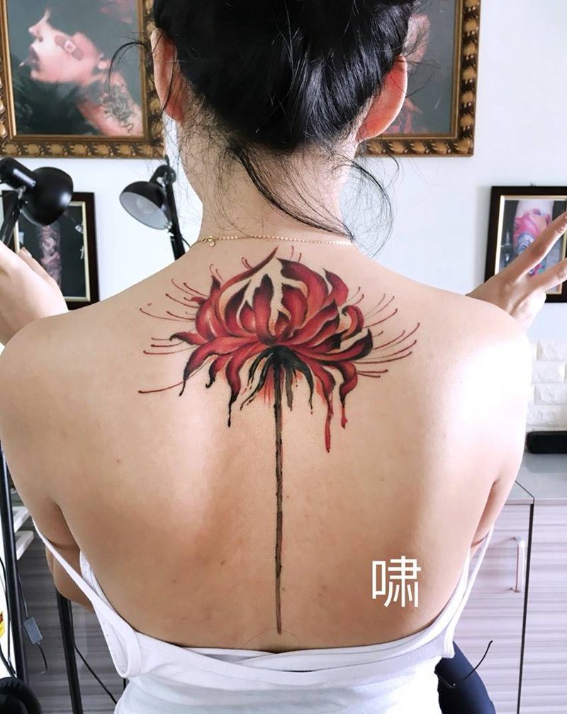 彼岸花纹身图片