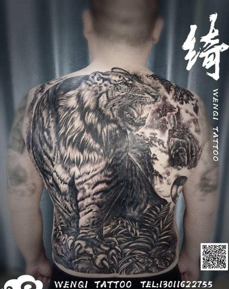 虎啸山河（遮盖作品）纹身图片