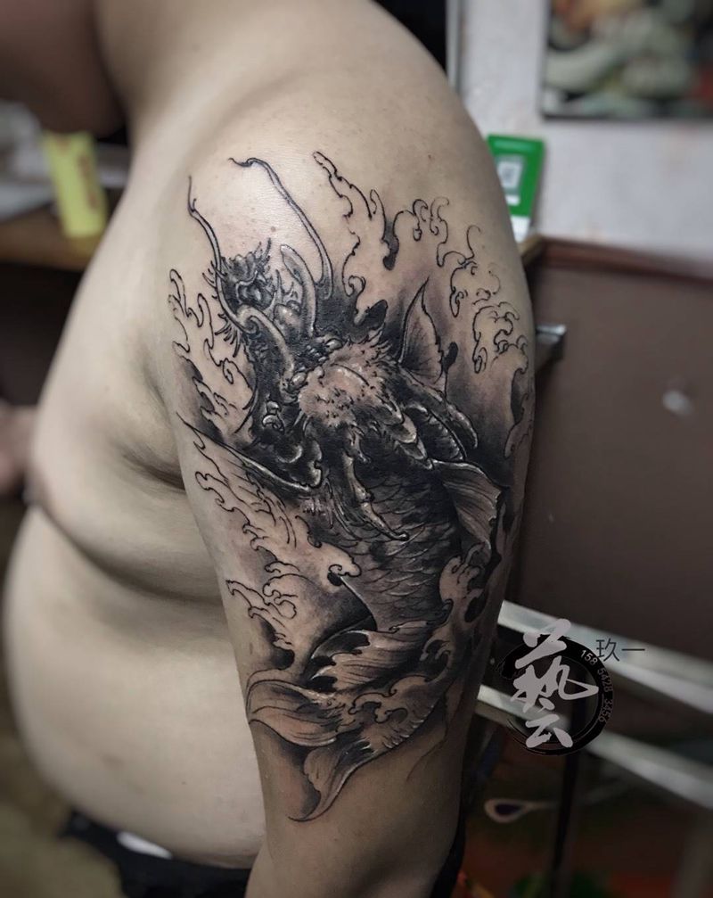 鳌鱼纹身图片_手臂老传统新传统纹身图案