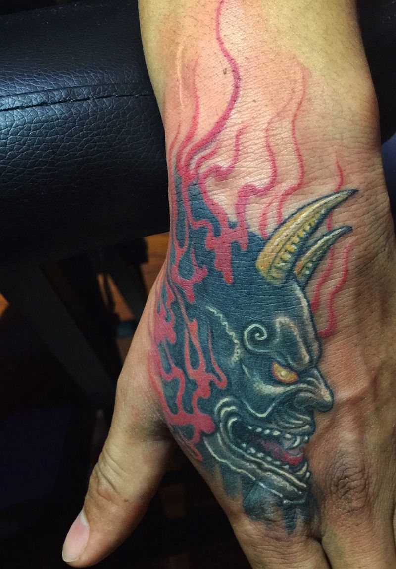 般若小遮盖纹身图片_成品手部传统原创遮盖作品鬼神纹身图案