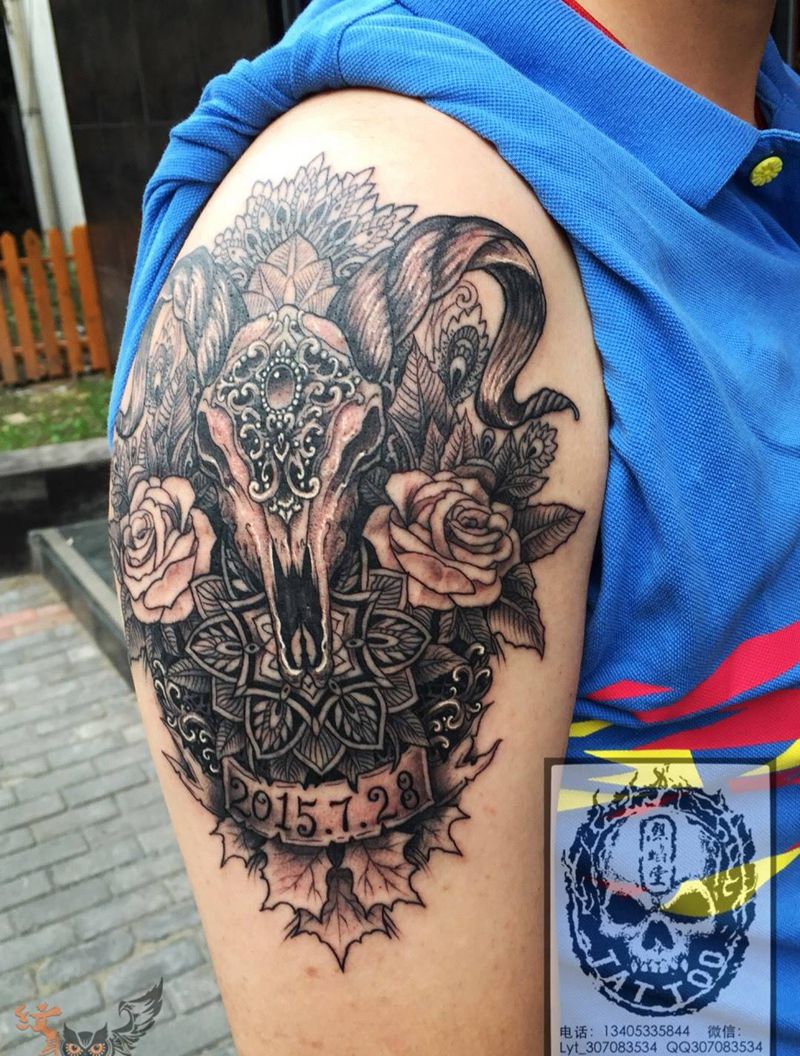 欧美仰头纹身图片_成品肩部欧美动物静物植物原创宗教纹身图案