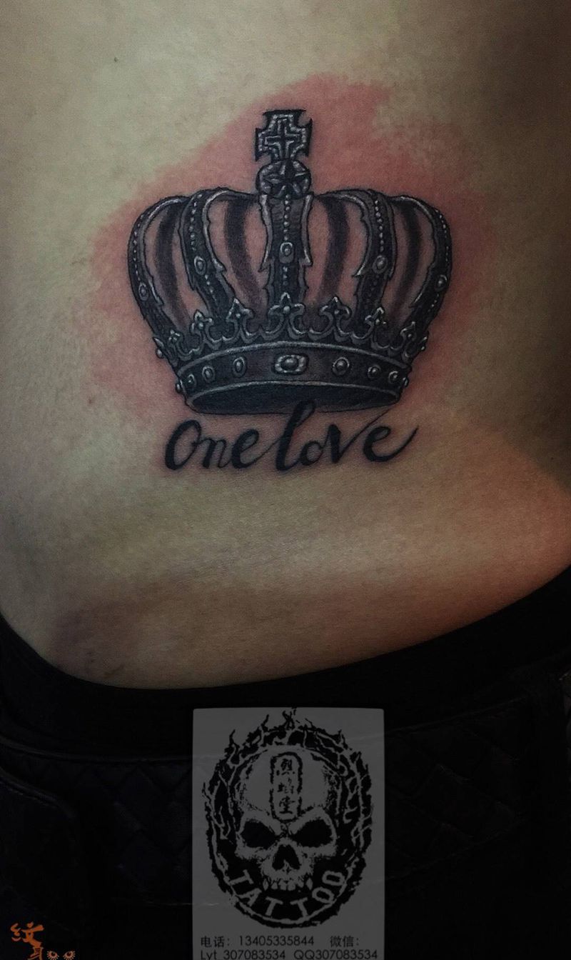 情侣皇冠纹身图片_成品腰部清新欧美写实图腾几何情侣原创纹身图案