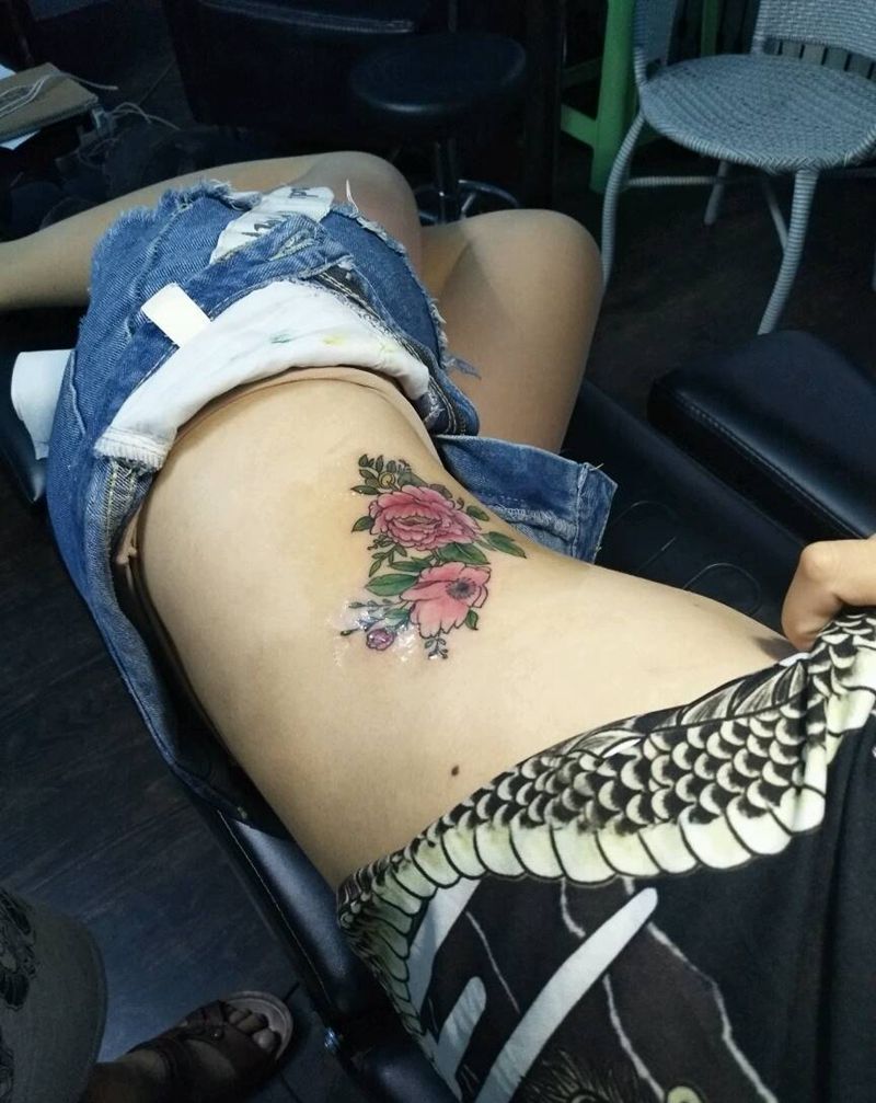 牡丹花纹身图片_腰部清新纹身图案