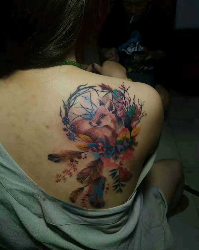 鹿遮盖！纹身图片_背部水彩遮盖纹身图案