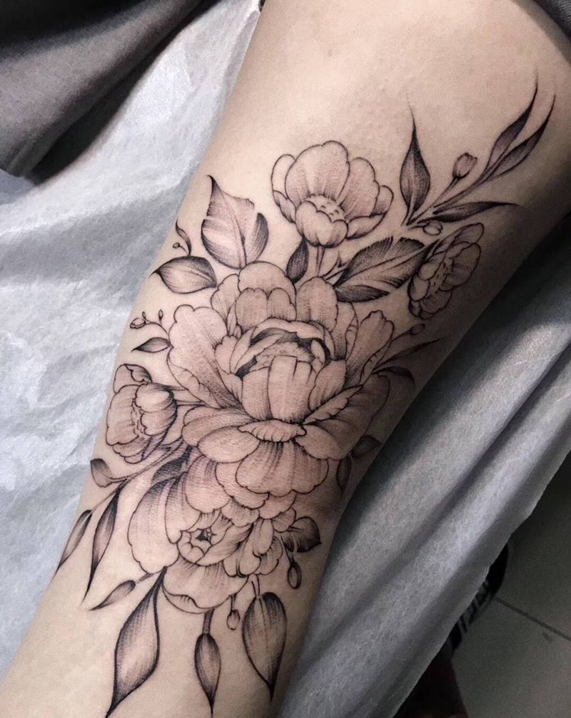 【素花】纹身图片_腿部纹身图案