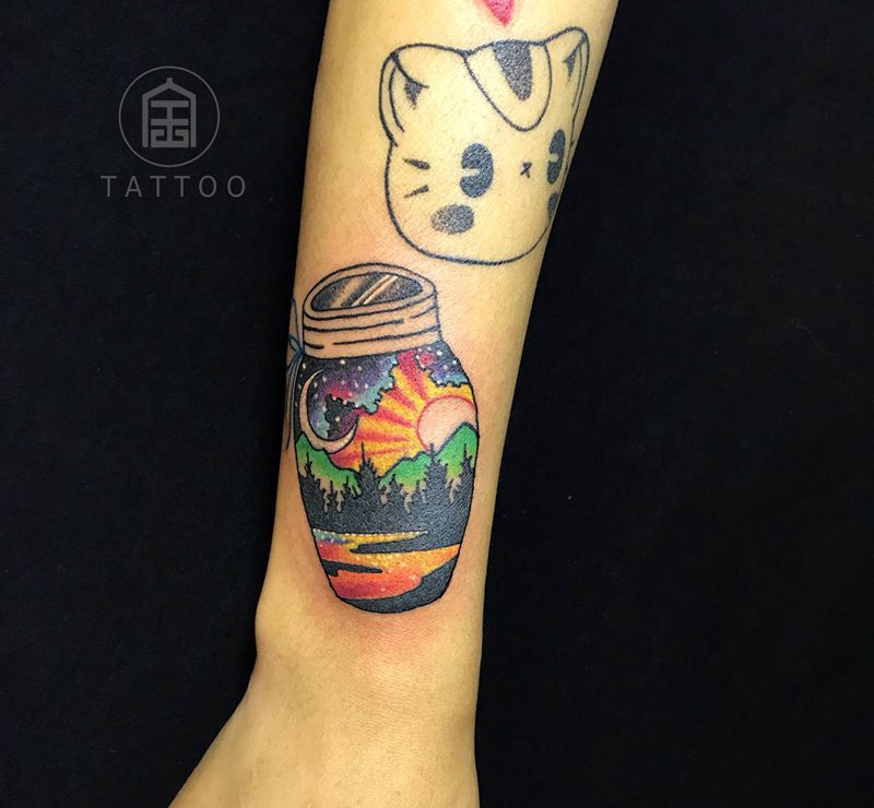 一个有梦想的罐子纹身图片_手臂New School水彩纹身图案