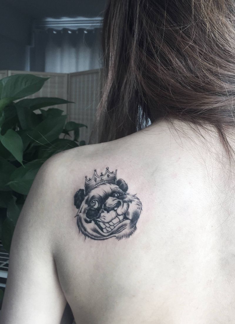 嘻嘻纹身图片_肩部纹身图案