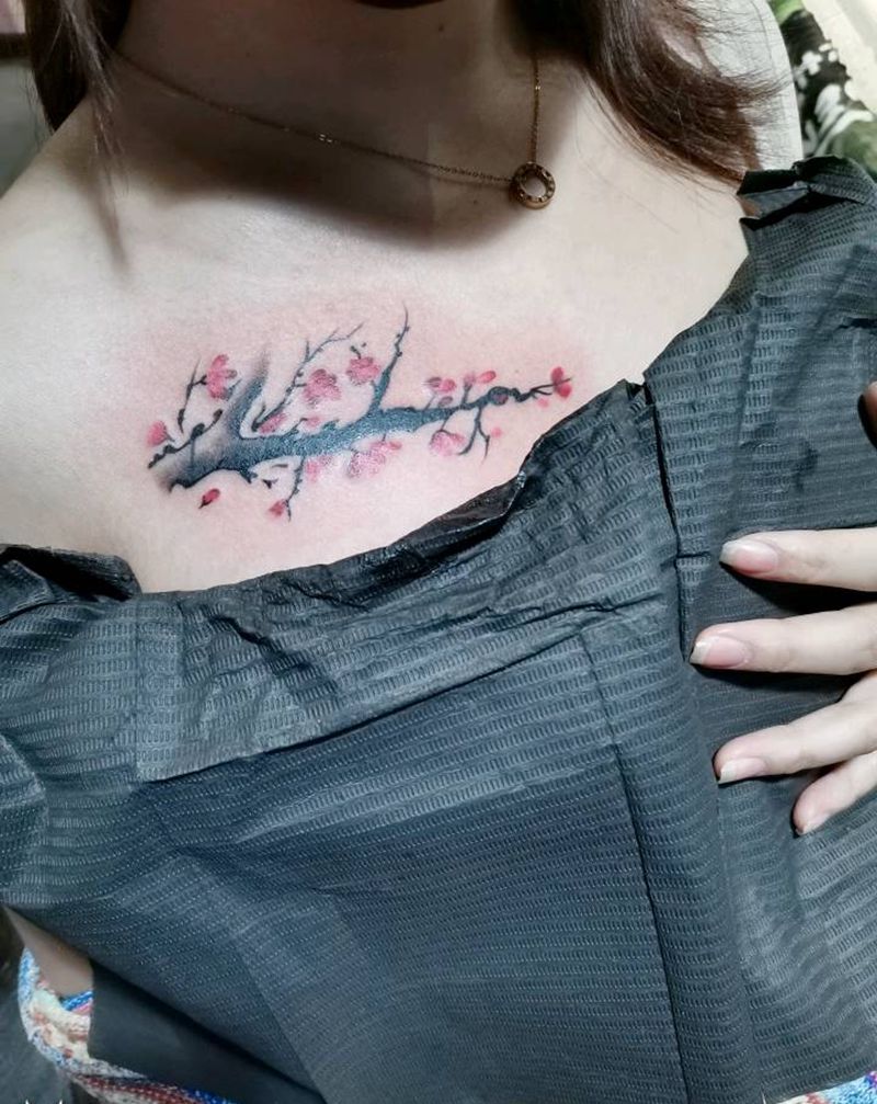 遮盖纹身图片_肩部颈部水彩水墨纹身图案