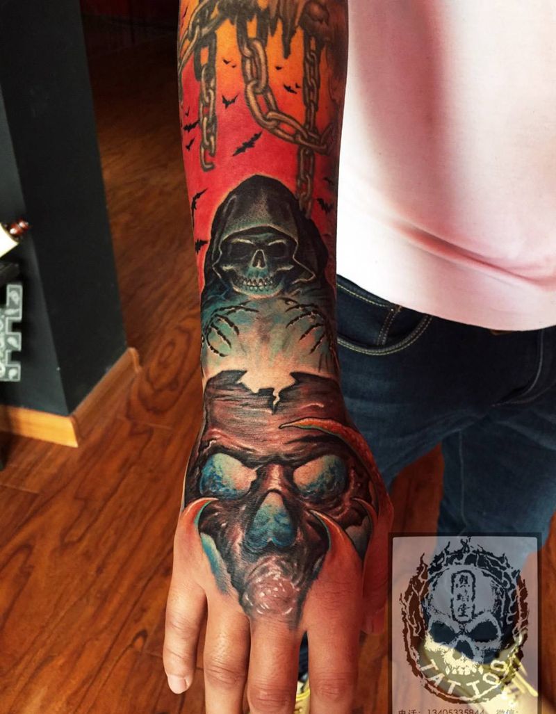 手背骷髅玫瑰纹身图片_成品手部手臂欧美原创植物鬼神宗教纹身图案