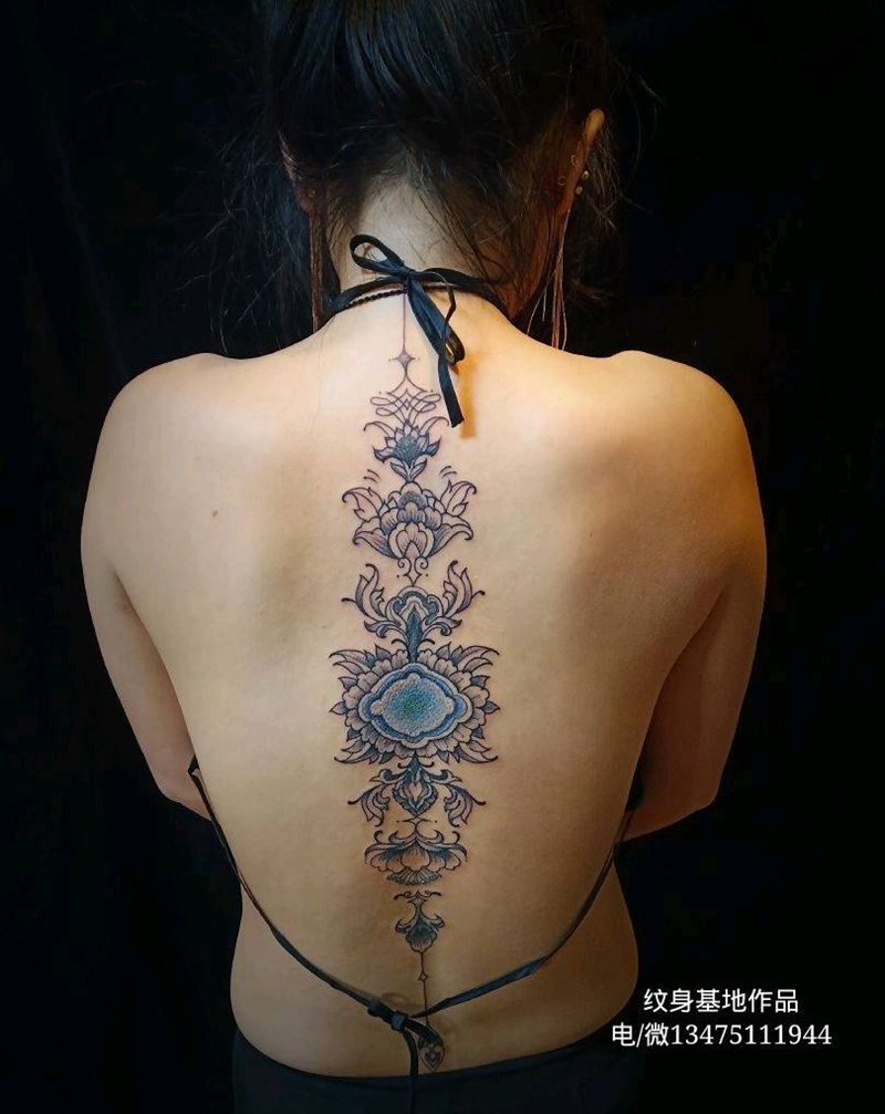 女生性感纹身纹身图片