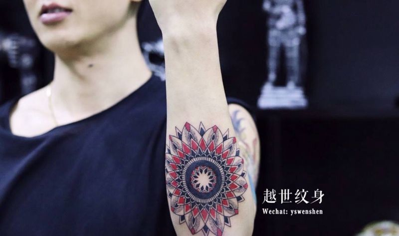 梵花纹身图片_手臂手部梵花纹身图案