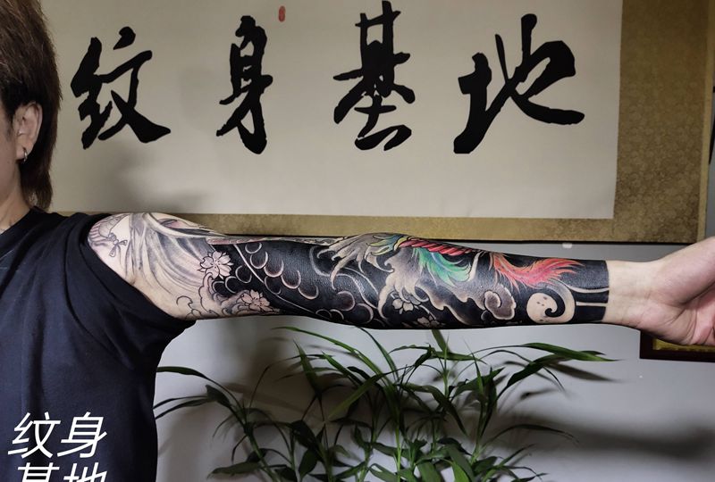 进行中修改纹身图片_手臂老传统纹身图案