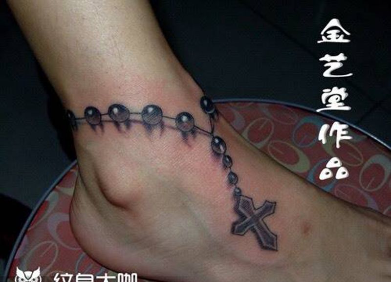 十字架脚串纹身图片_成品脚部欧美原创脚踝纹身图案