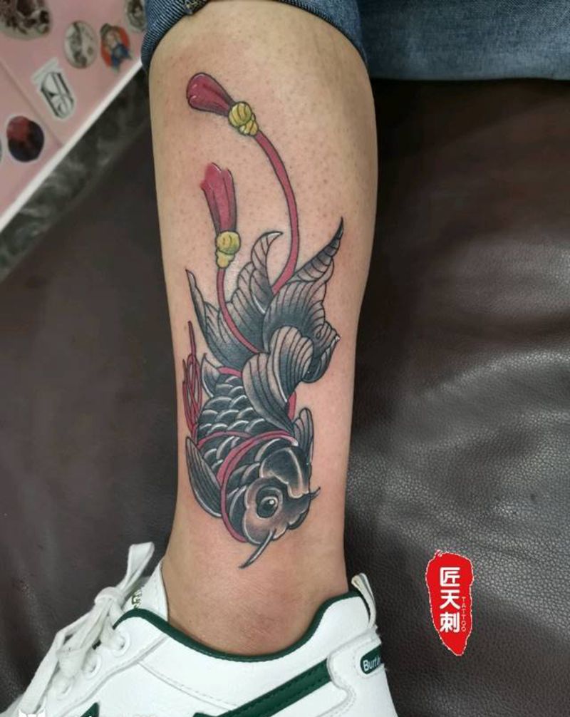 遮盖鱼纹身图片_腿部新传统New School纹身图案