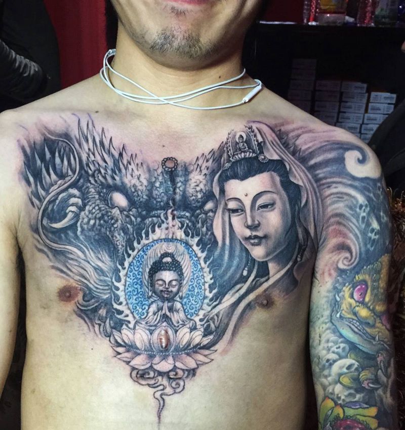 未完成作品纹身图片_胸部传统人物鬼神遮盖作品修改纹身图案