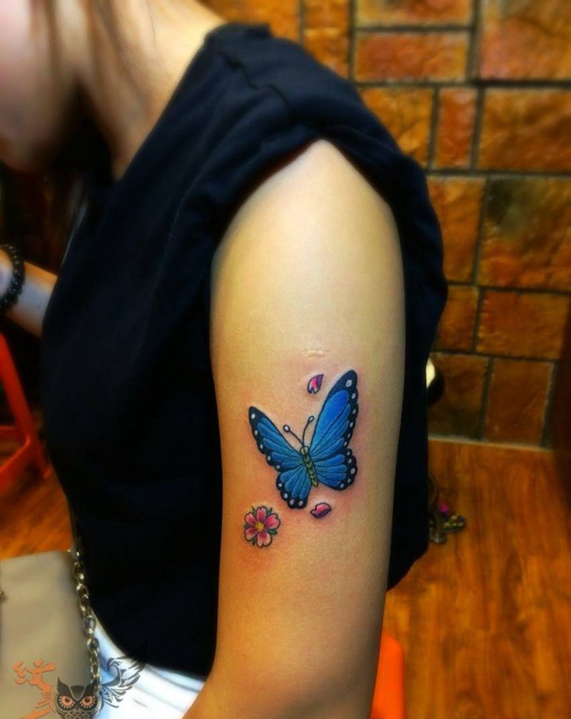 蓝蝴蝶纹身图片_成品手臂传统动物纹身图案