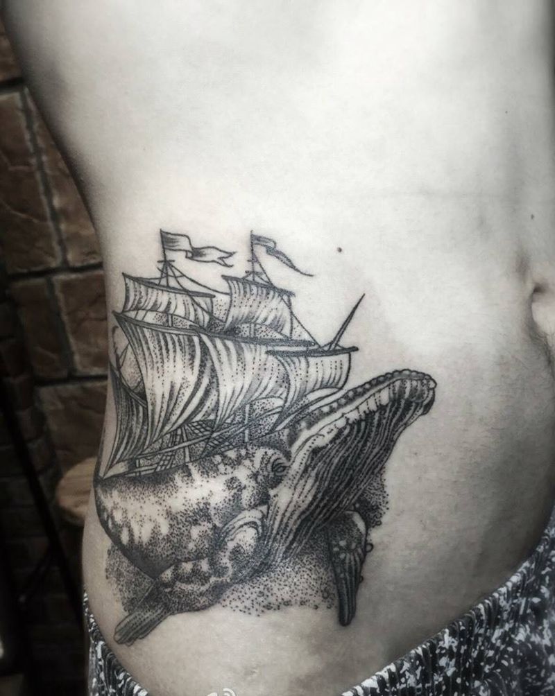 鲸鱼点刺作品纹身图片_成品腰部欧美图腾点刺纹身图案