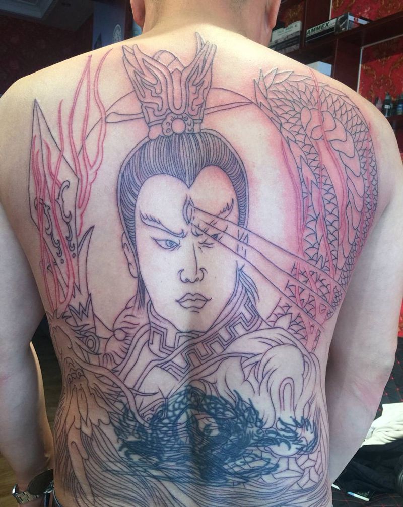 二郎神遮盖纹身图片